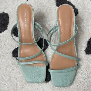 marc fisher blue heels